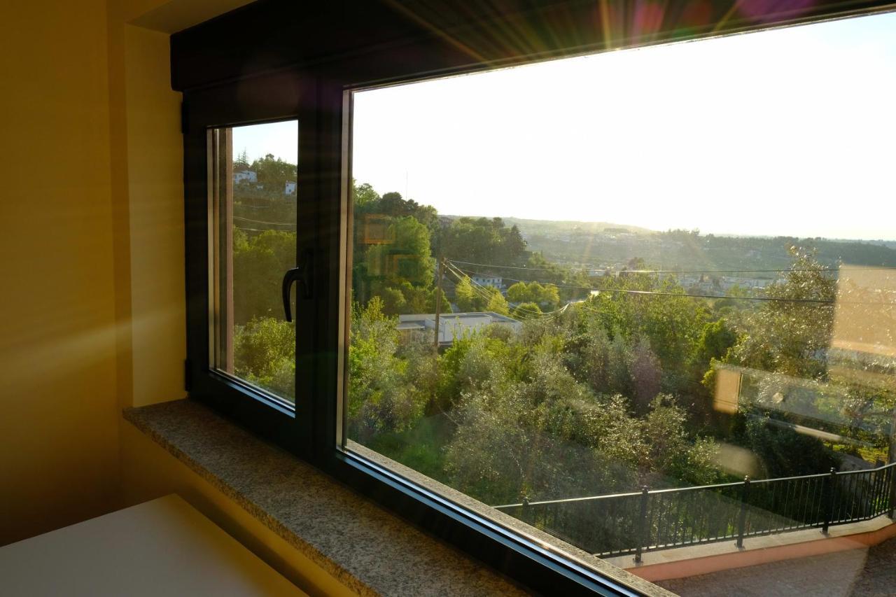 T1 Com Cozinha E Vista Magnifica No Centro De Seia Appartamento Esterno foto